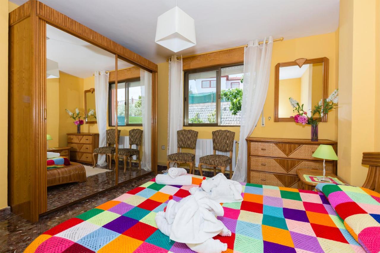 Habitaciones Iraizas Con Piscina Otura エクステリア 写真