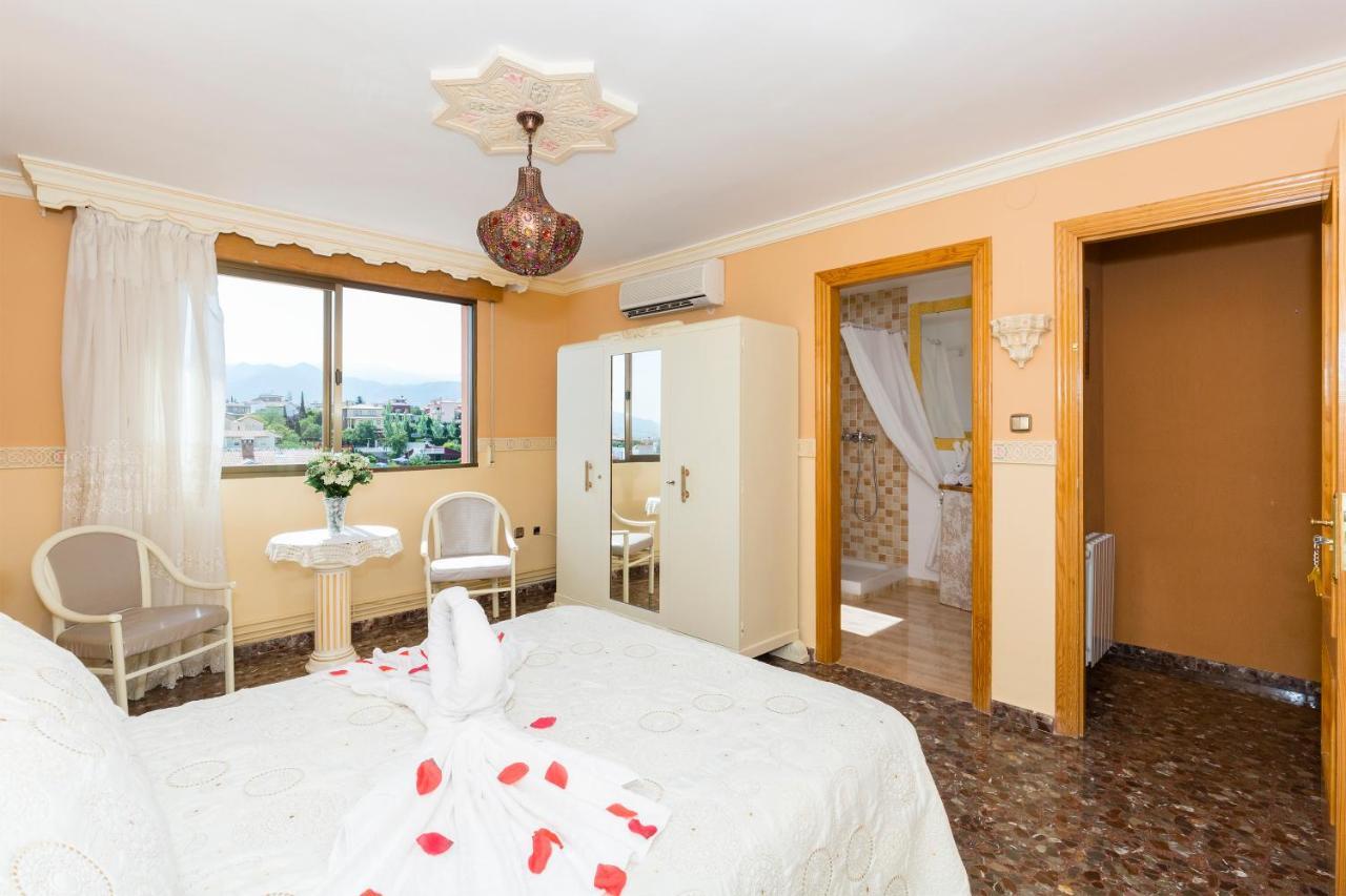 Habitaciones Iraizas Con Piscina Otura エクステリア 写真